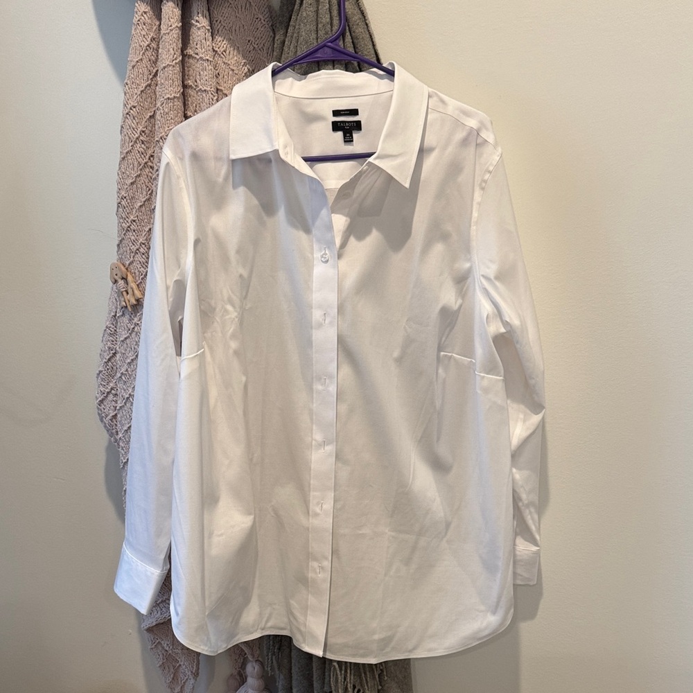 Talbots Women's White Collared Button-down Shirt